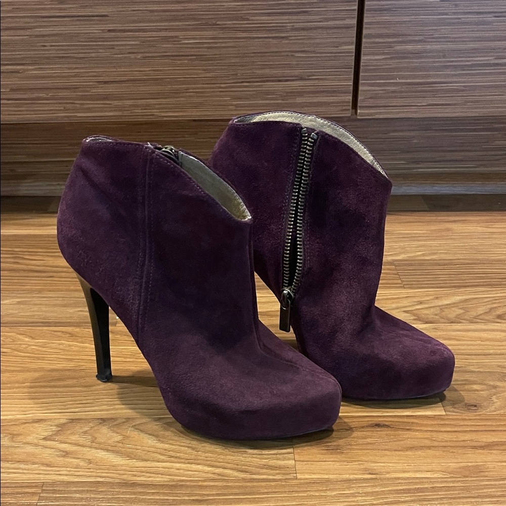 Jessica Simpson purple booties size 5.5